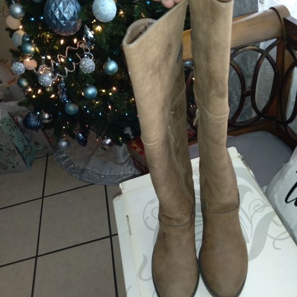 Shï by Journeys  boots - Picture 3 of 11